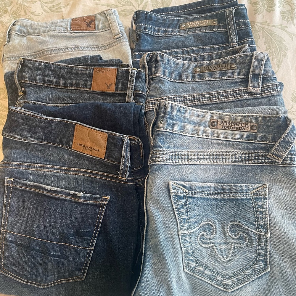 6 pairs of jeans